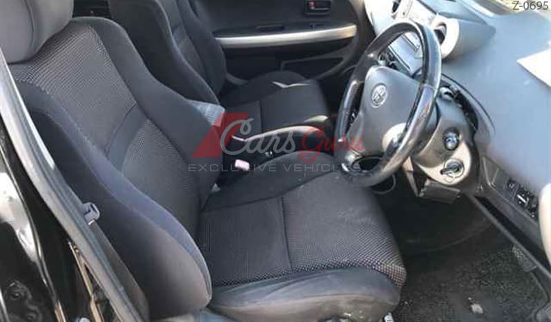 2004 Toyota IST image-4