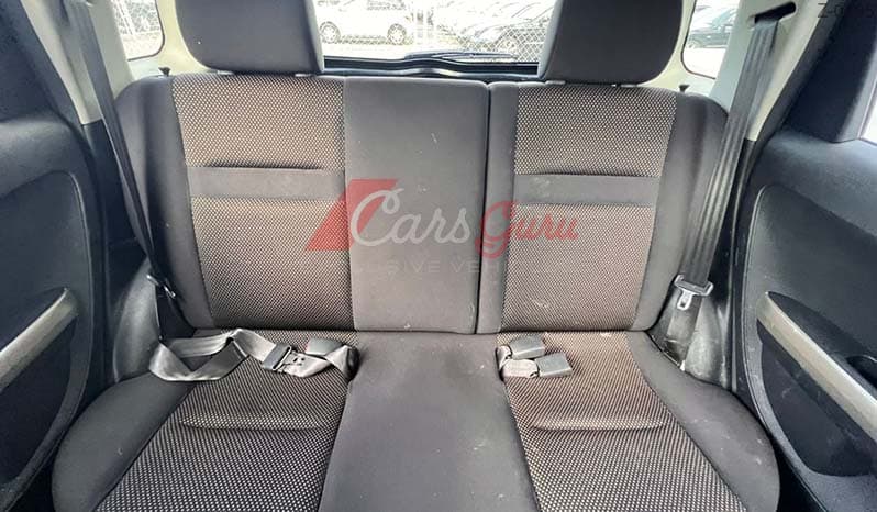 2004 Toyota IST image-15