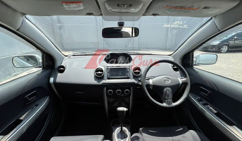 2003 Toyota IST image-5