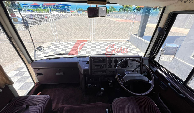 1991 Nissan Civilian Bus image-11