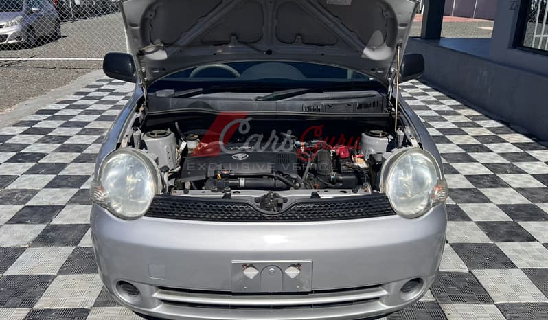 2003 Toyota Sienta image-4