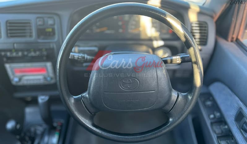 1997 Toyota Hilux Surf image-2