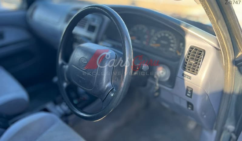 1997 Toyota Hilux Surf image-4
