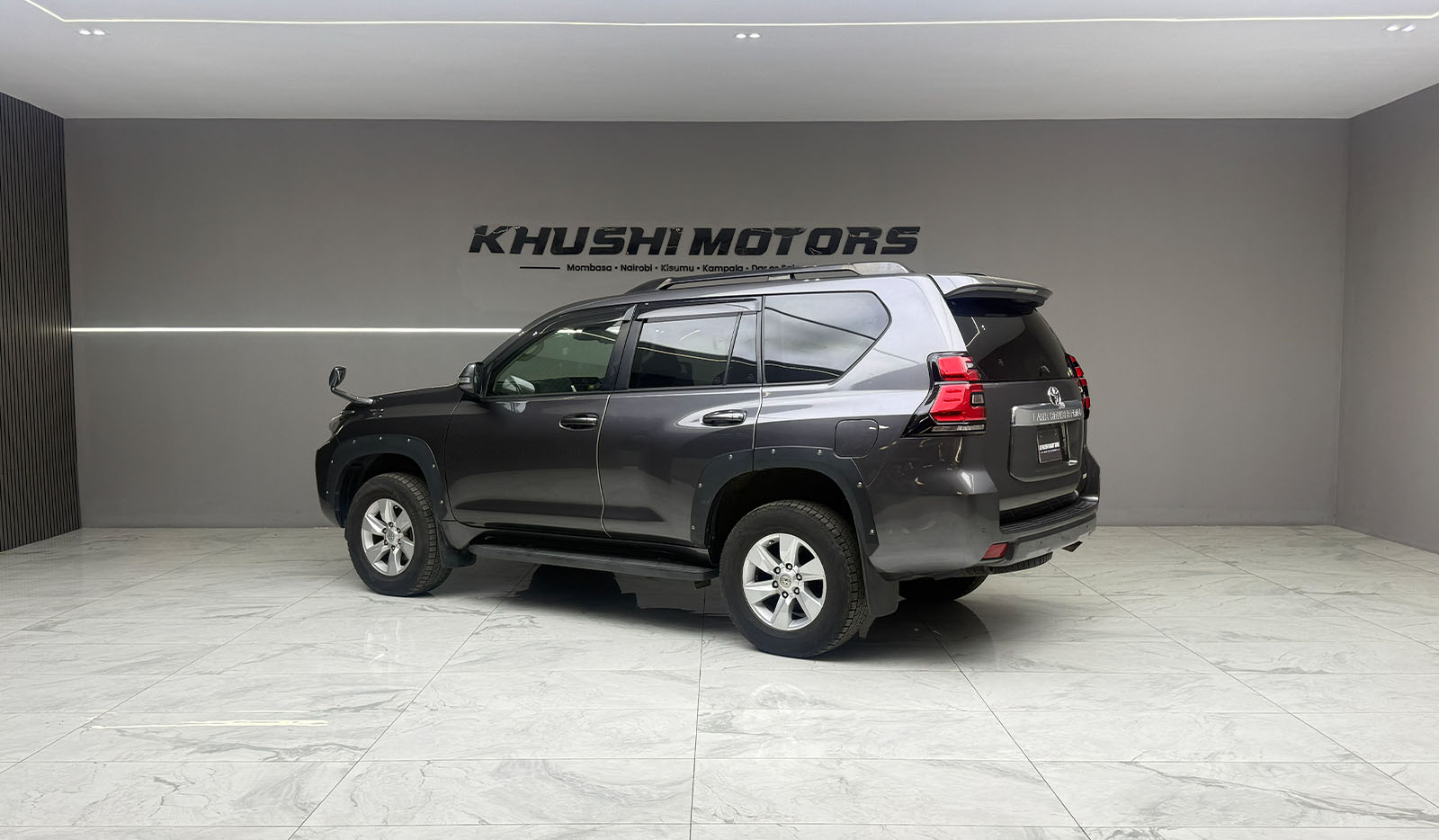 2019 Toyota Land Cruiser Prado TX-L PKG image-4