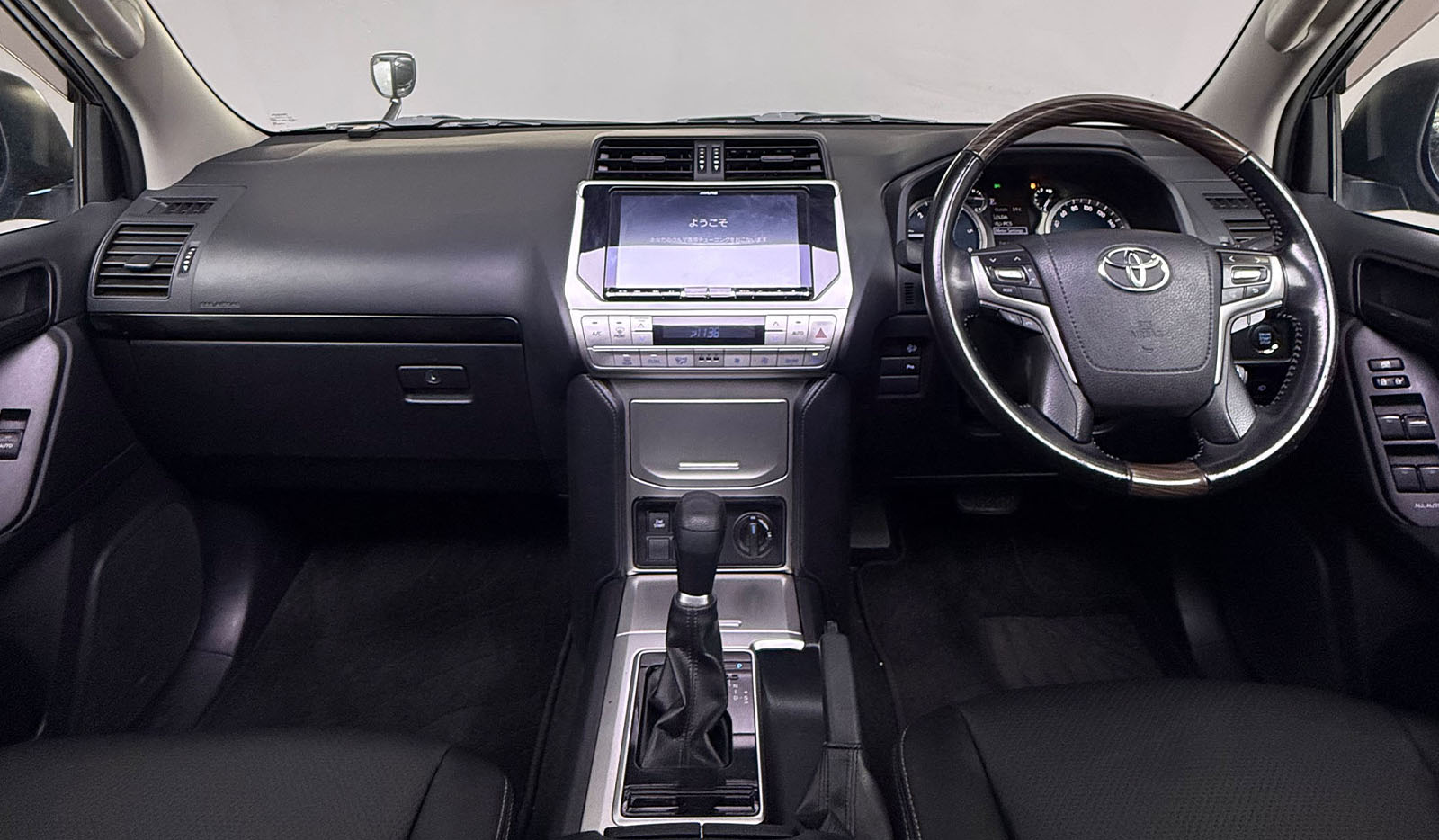 2019 Toyota Land Cruiser Prado TX-L PKG image-7