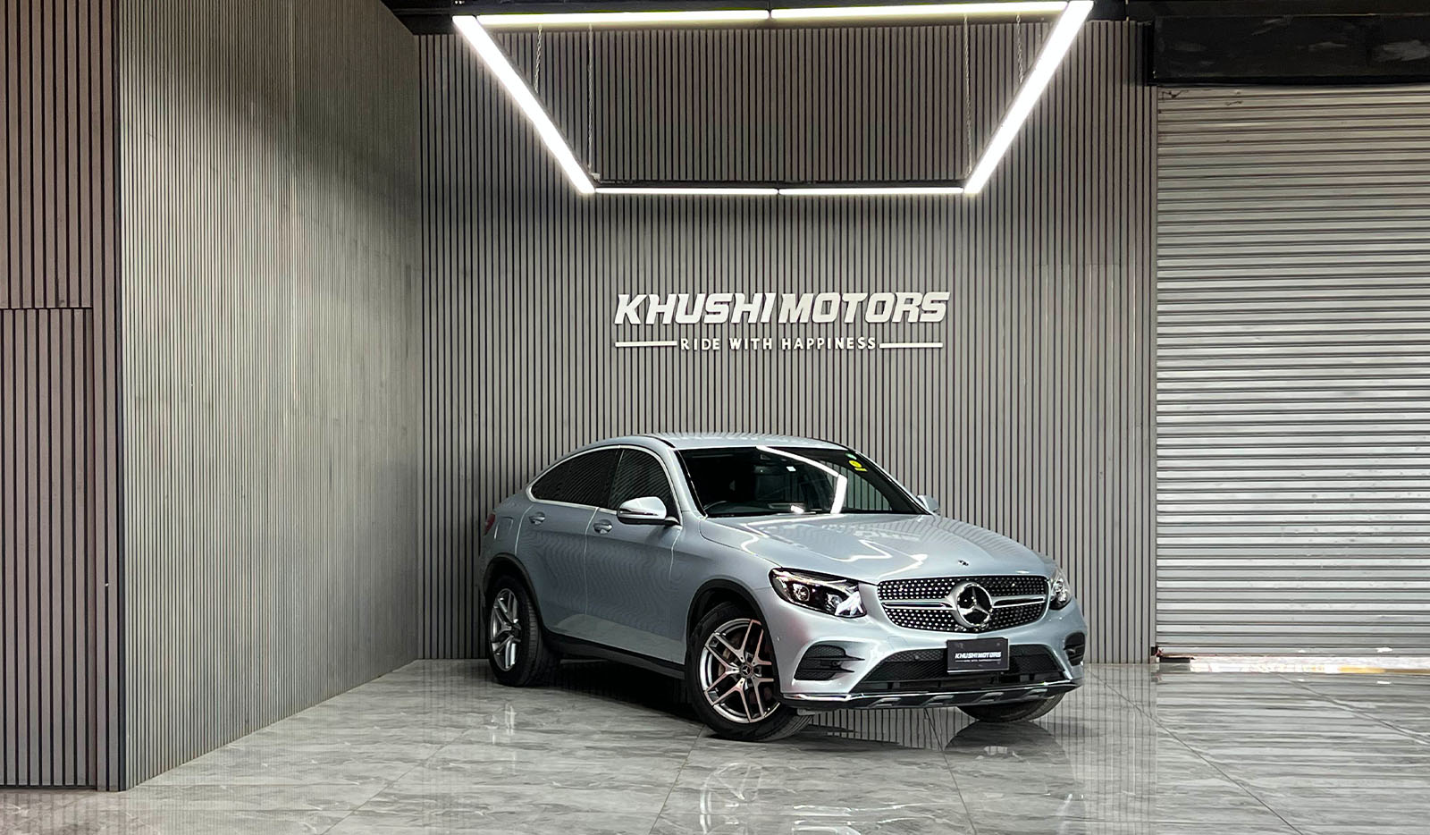 2018 Mercedes-Benz GLC-Class 4 Matic Coupe Sport GLC220D image-1