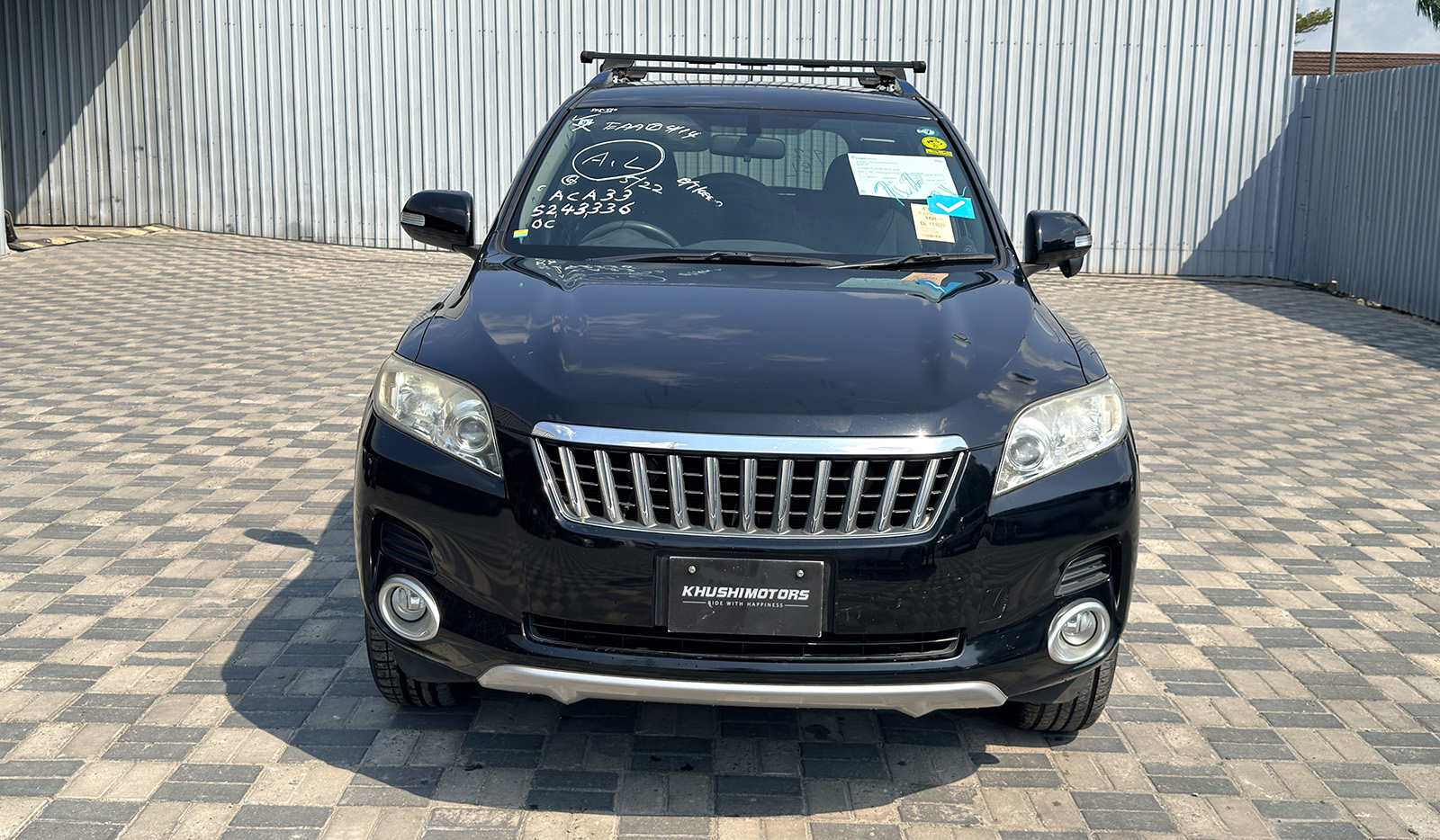 2009 Toyota Vanguard 240S image-2
