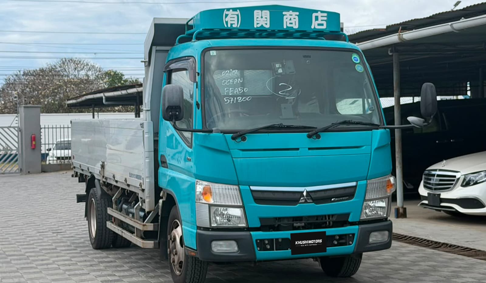 2019 Mitsubishi Canter LONG WIDE 2TON image-1