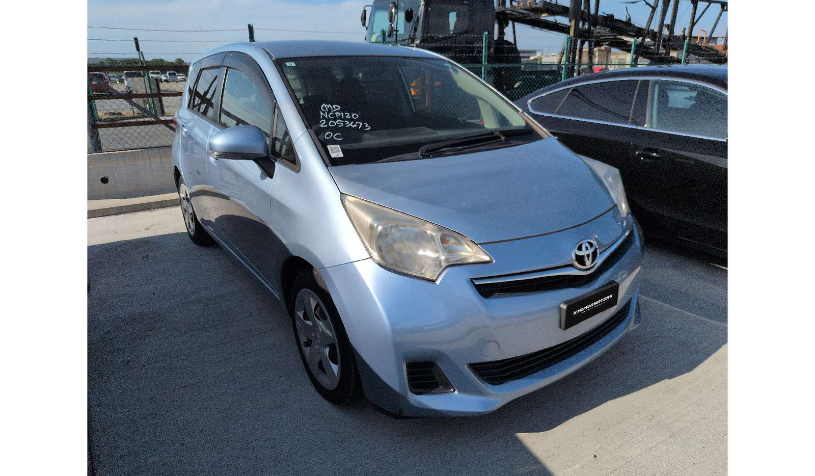 2013 Toyota Ractis X image-1