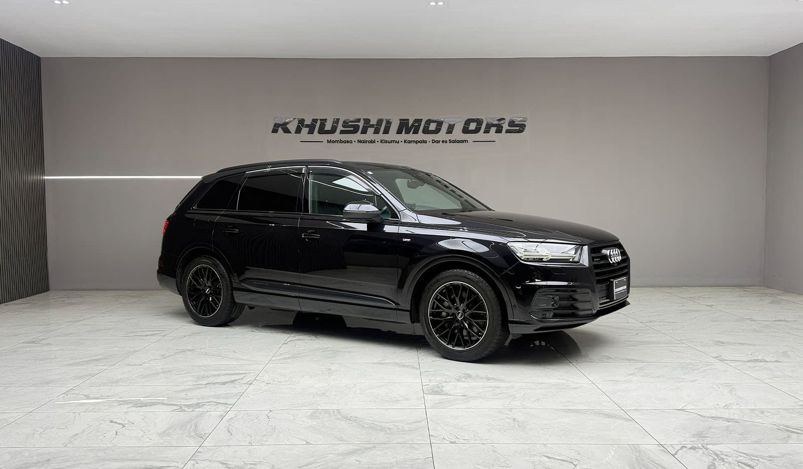 2019 Audi Q7 BLACK STYLING image-1
