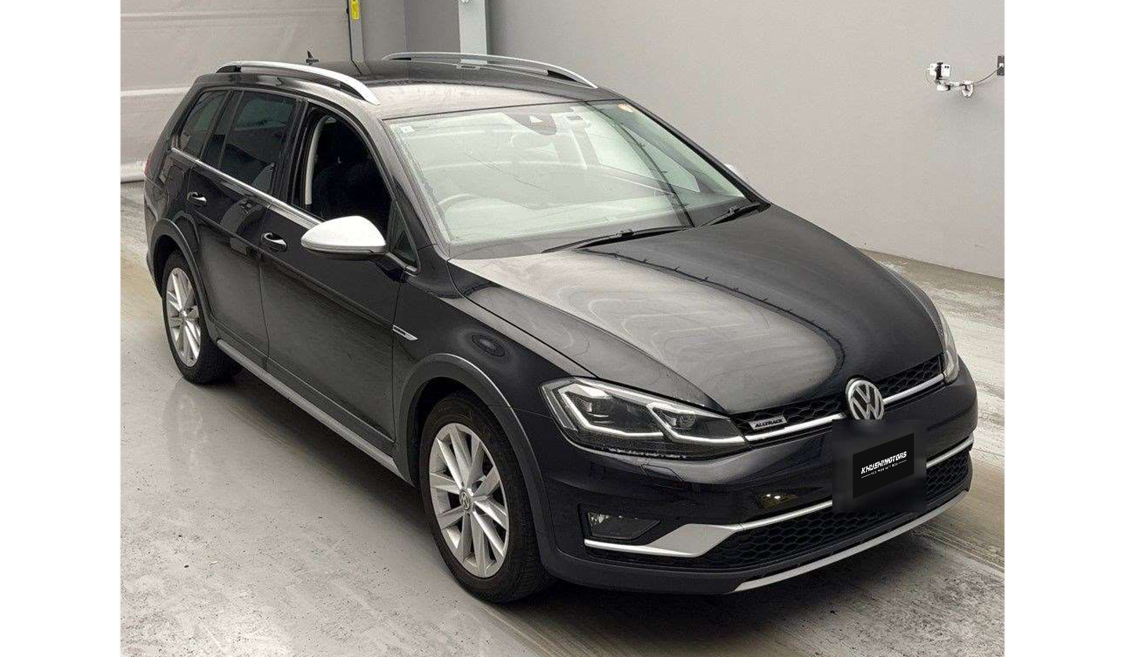 2019 Volkswagen Golf Alltrack TSI 4Motion image-1