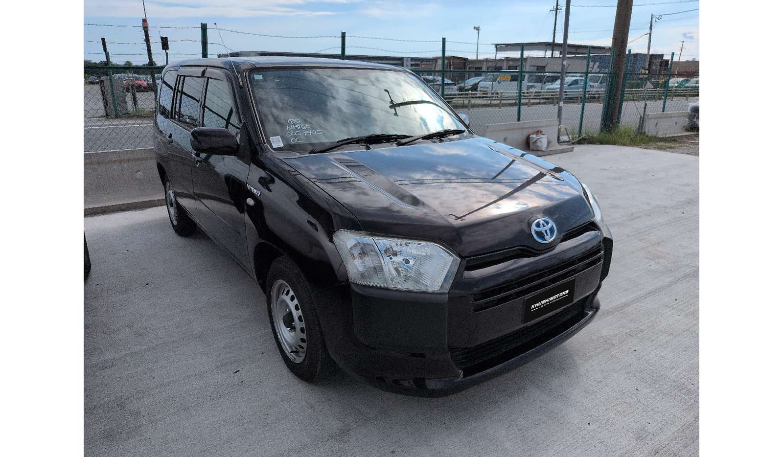 2019 Toyota Succeed Hybrid UL-X image-1