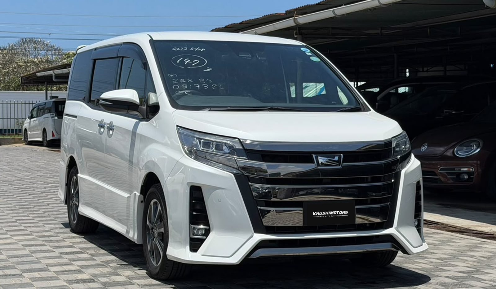2019 Toyota Noah Si WxB 2 image-1
