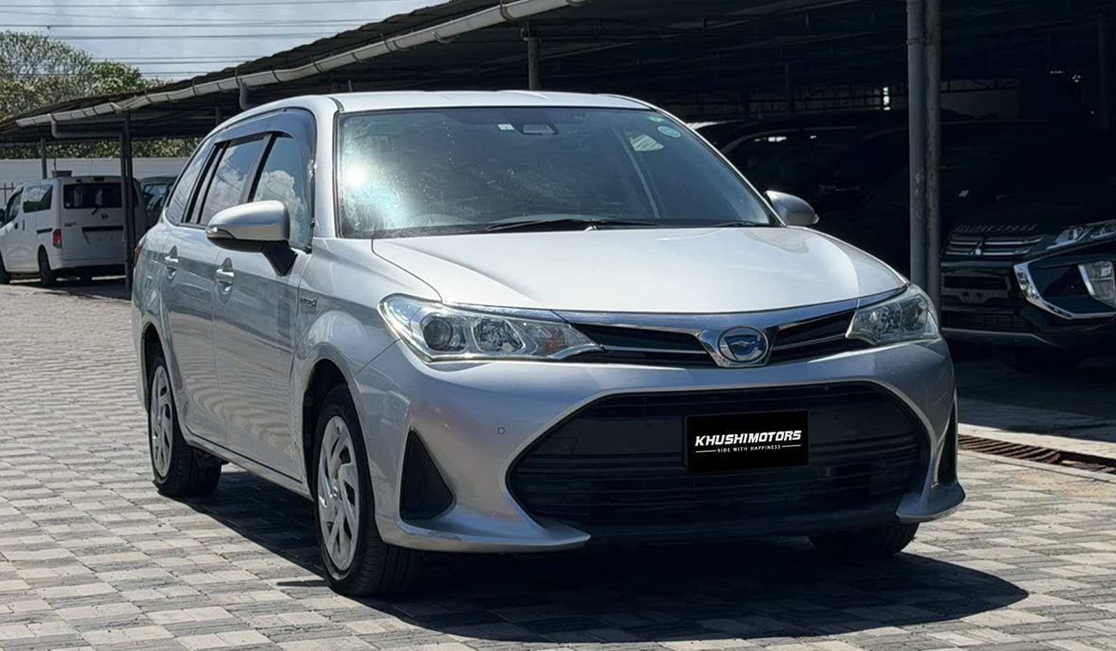 2019 Toyota Fielder Hybrid image-1