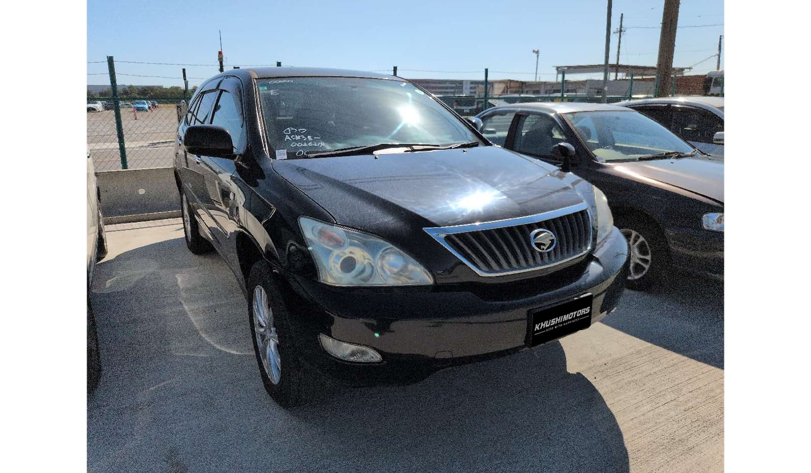 2011 Toyota Harrier image-1