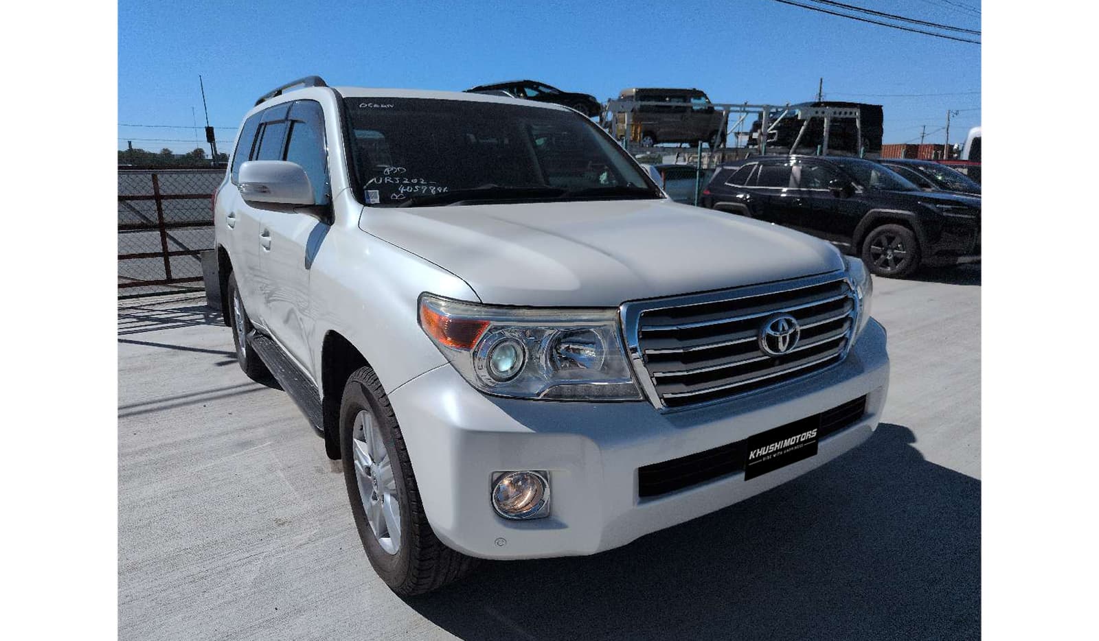 2013 Toyota Land Cruiser V8 image-1