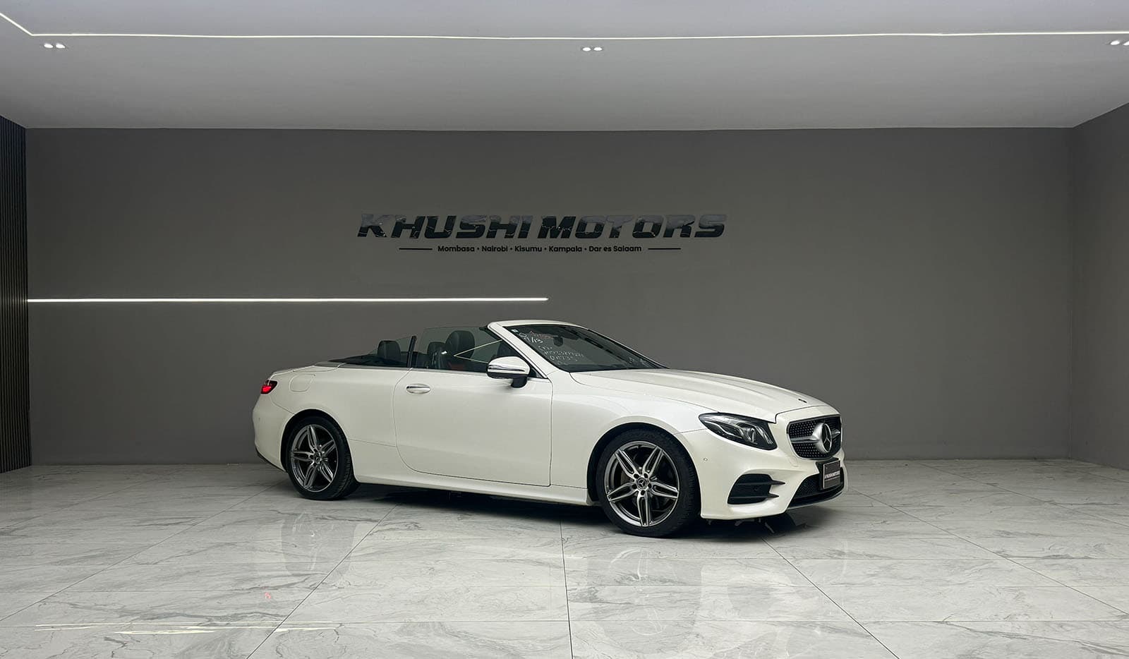 2019 Mercedes-Benz E-Class E200 Cabriolet image-1
