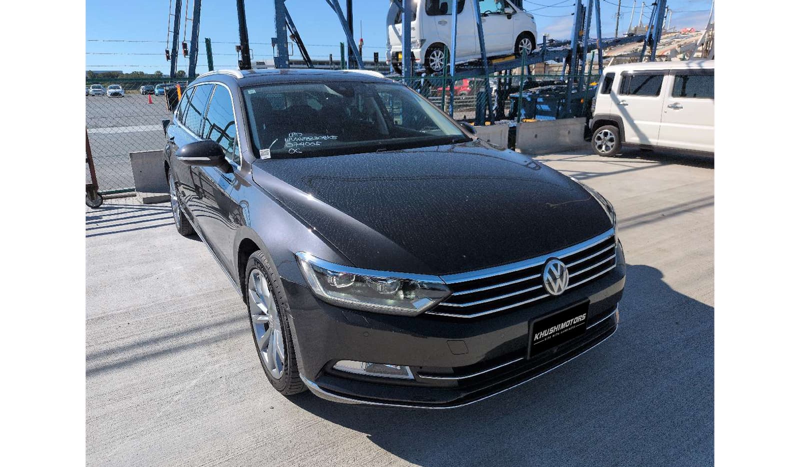 2019 Volkswagen Passat Variant image-1