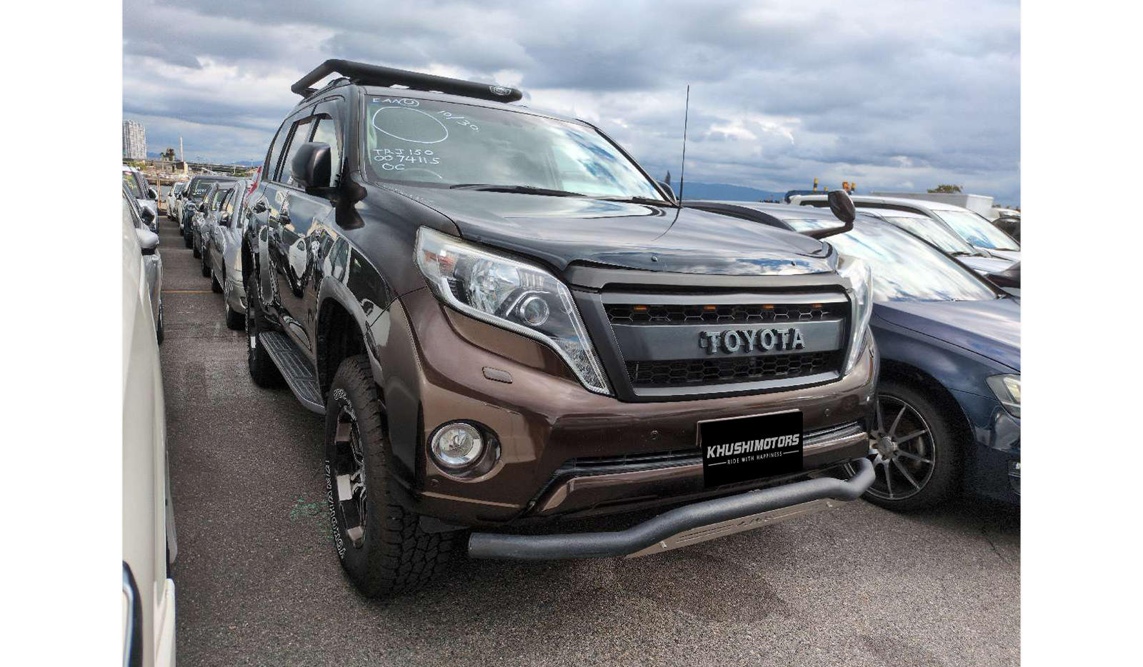 2012 Toyota Land Cruiser image-1