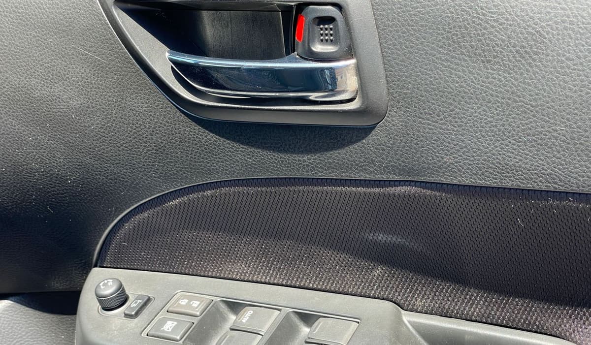2015 Suzuki Swift Sport image-8