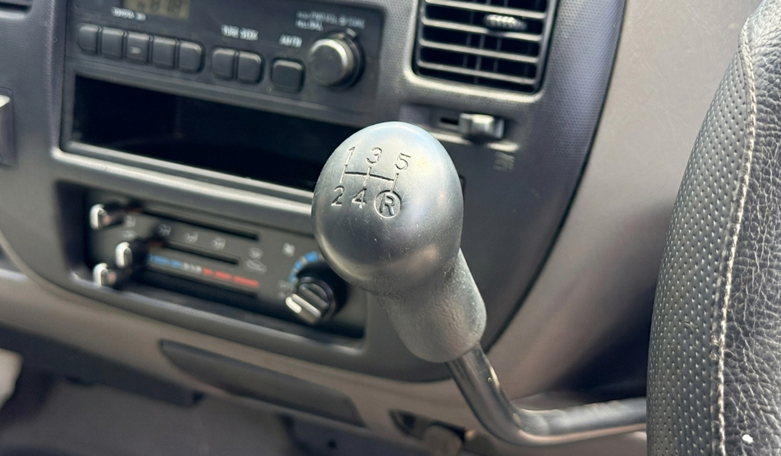 2003 Toyota Townace Truck DX image-10
