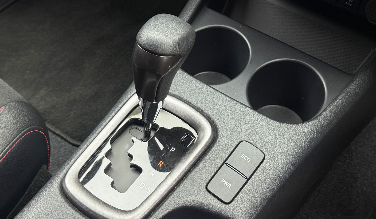 2022 Toyota Hilux Double Cab Z GR Sport image-11