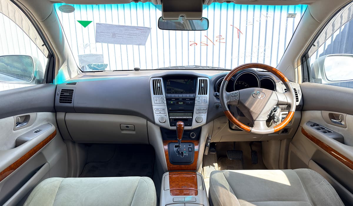 2005 Toyota Harrier G Alcantra Version image-11