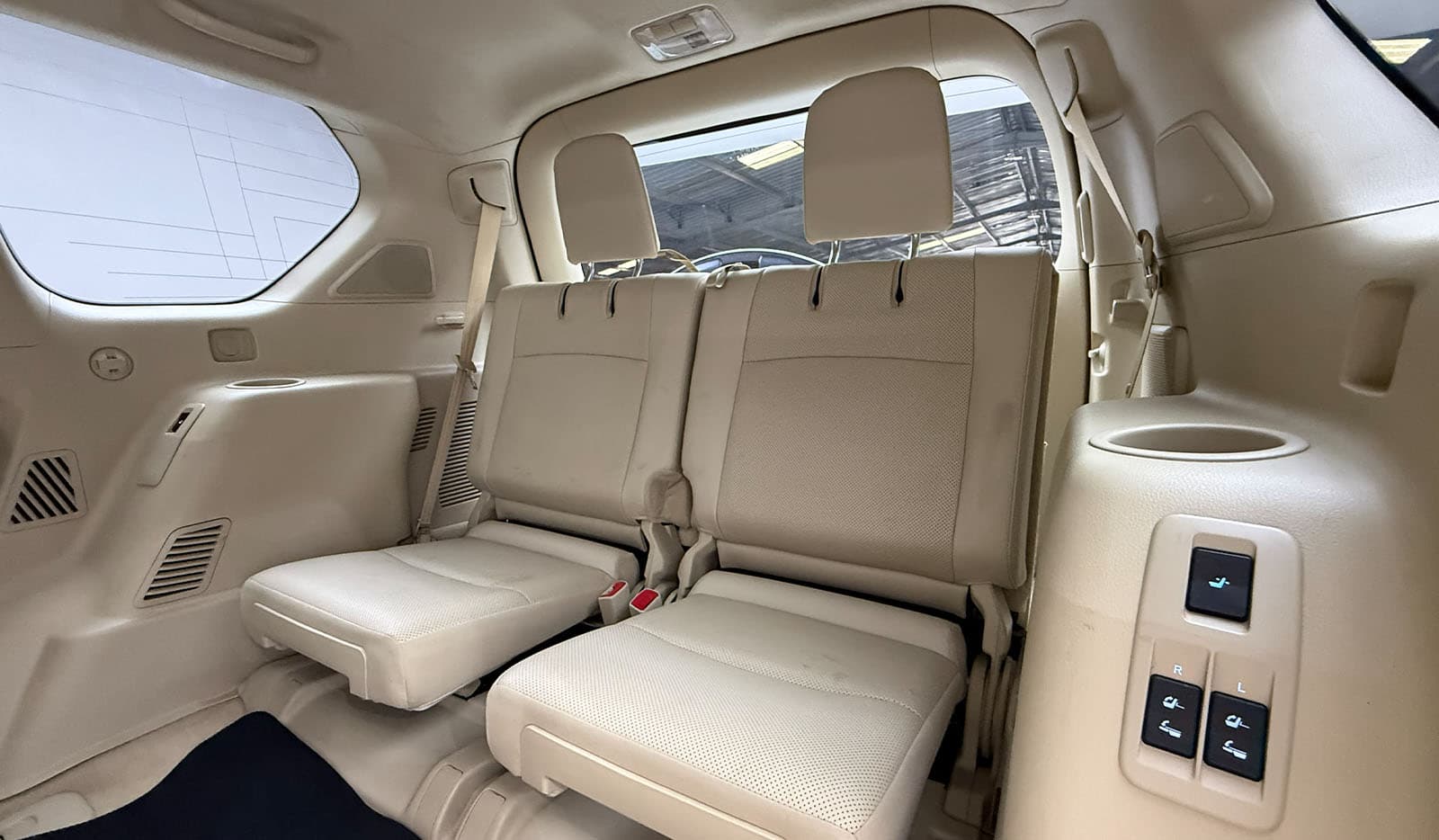 2021 Toyota Land Cruiser Prado VXL image-11