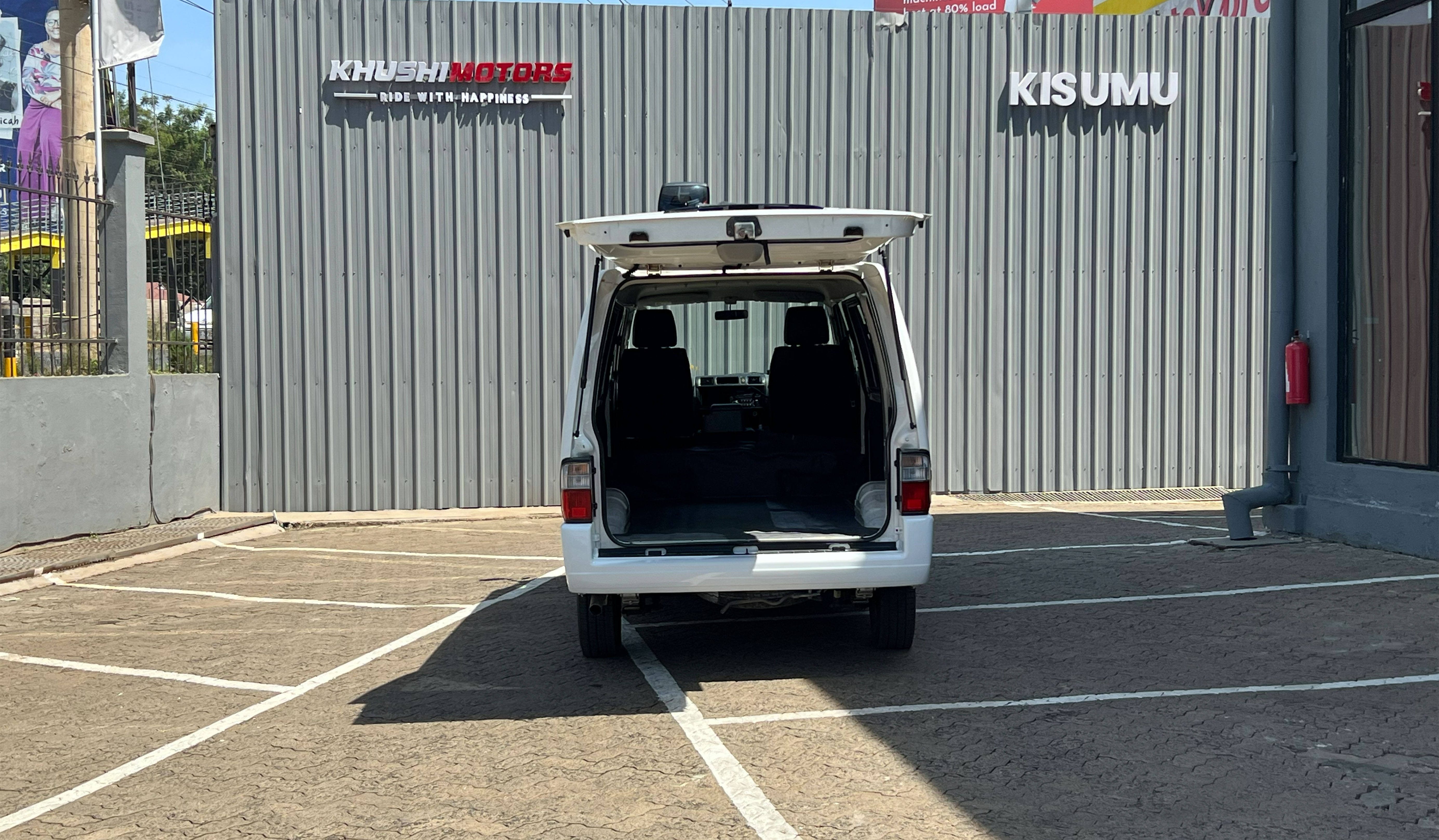 2019 Mazda Bongo DX image-12