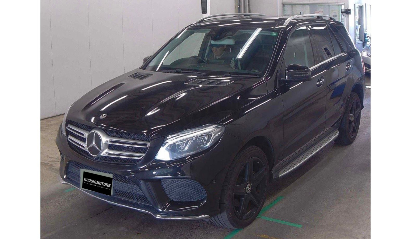 2016 Mercedes-Benz GLE-Class image-2