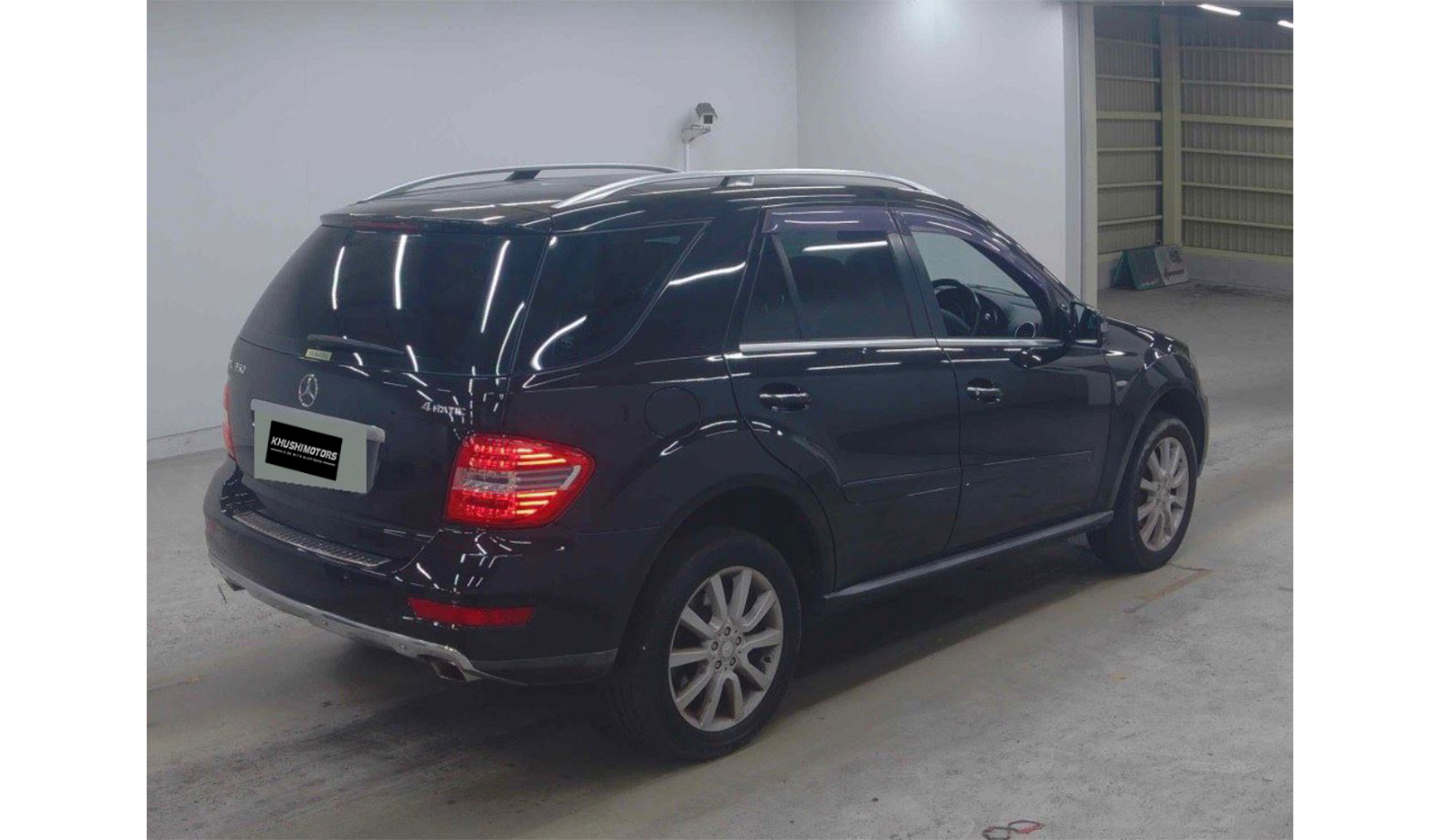 2011 Mercedes-Benz ML-Class image-5