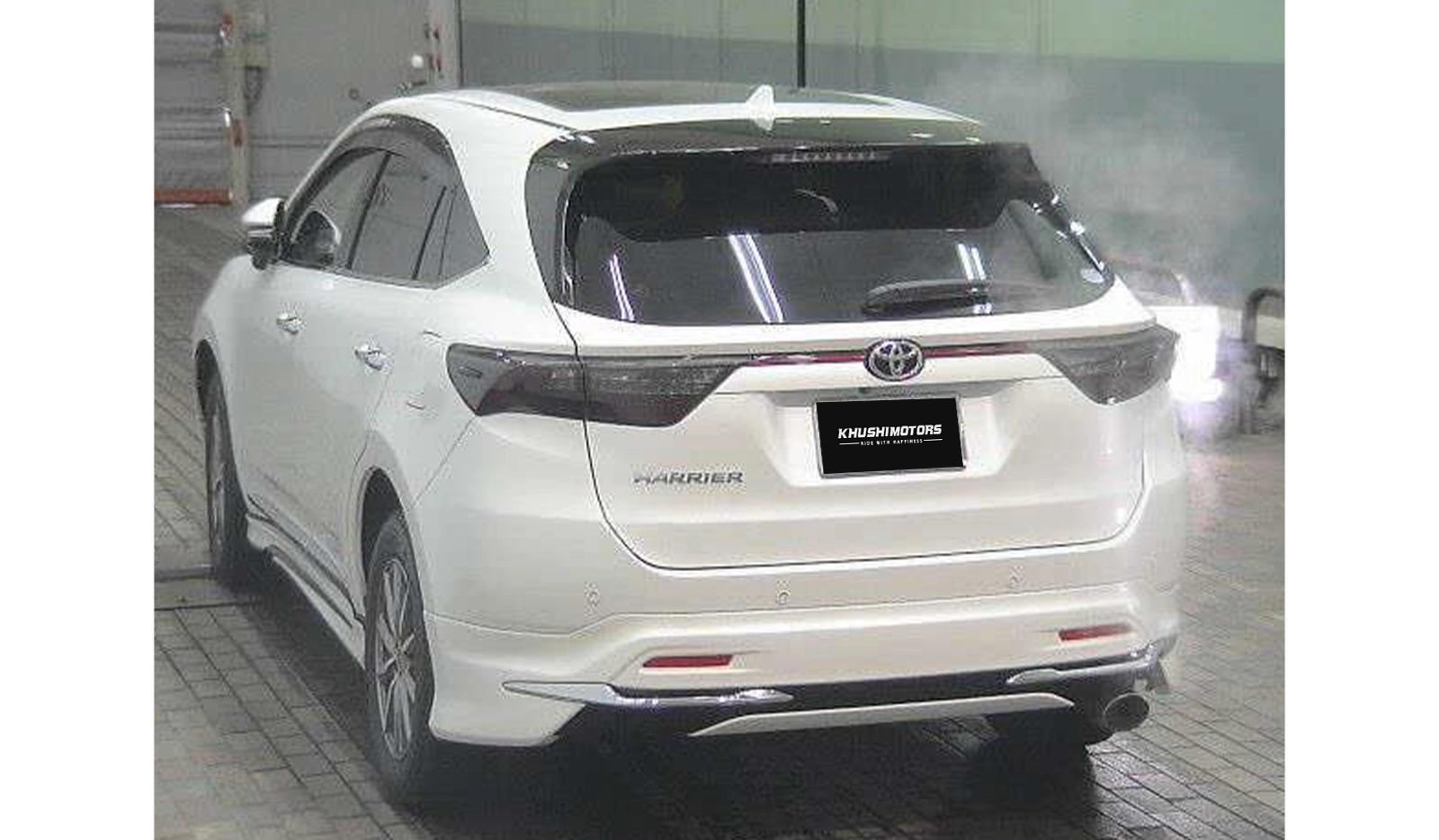 2019 Toyota Harrier METAL AND LEATHER PACKAGE image-2
