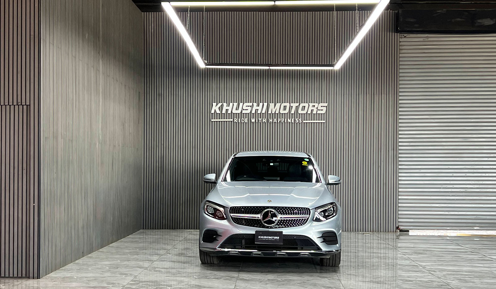 2018 Mercedes-Benz GLC-Class 4 Matic Coupe Sport GLC220D image-2