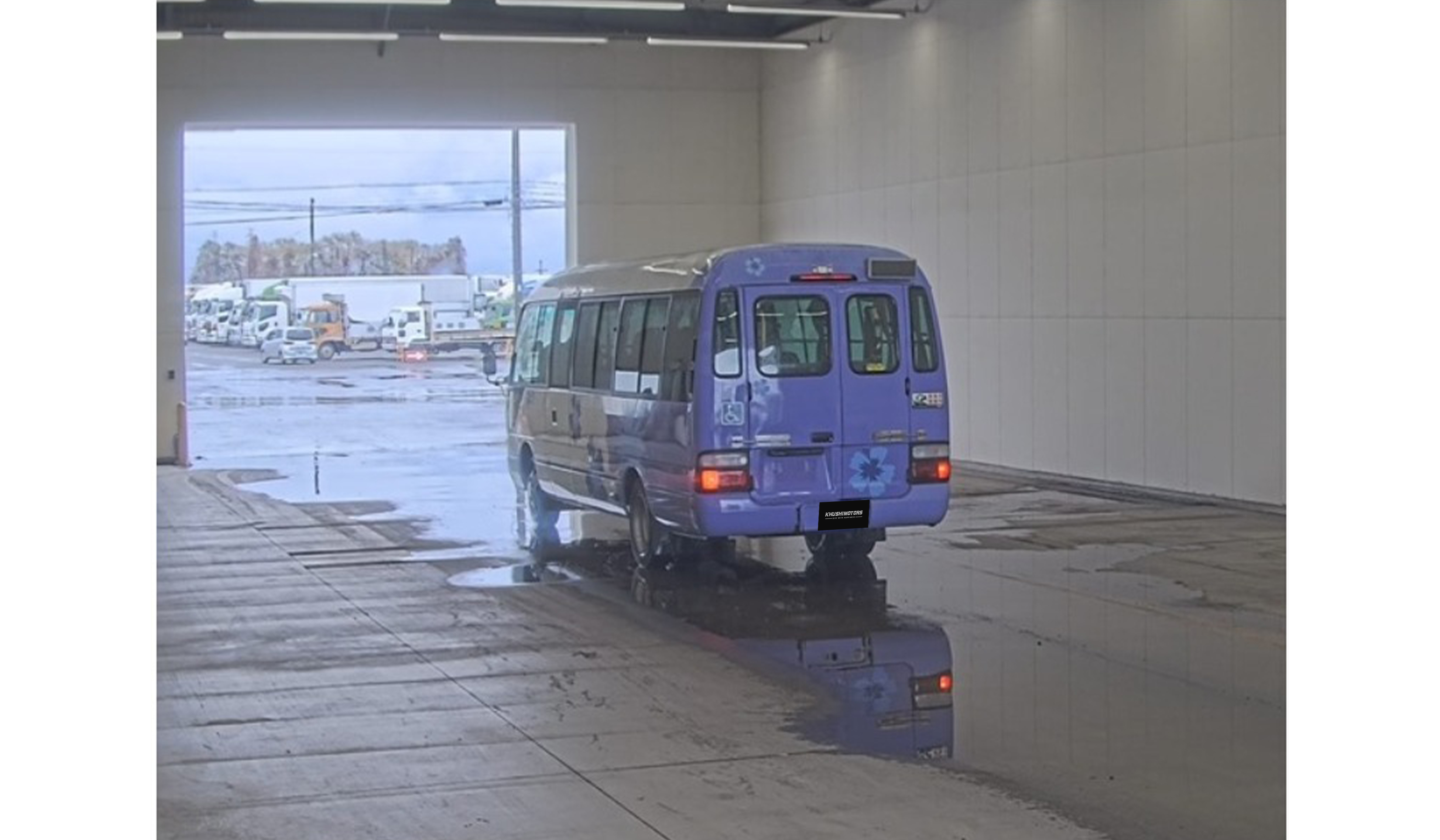 2004 Hino Liesse WELFARE BUS image-2