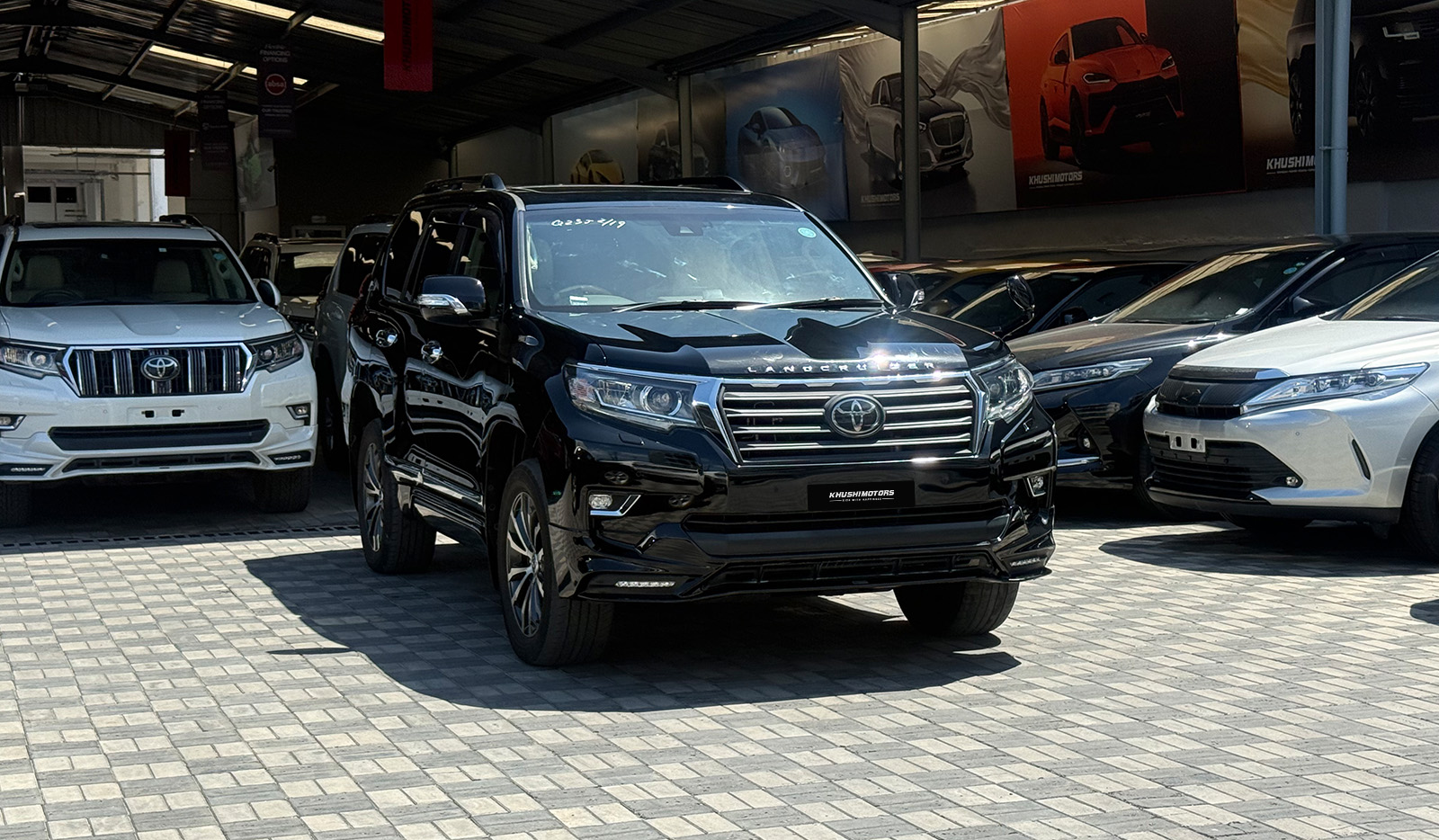 2020 Toyota Land Cruiser Prado TX L PKG image-1