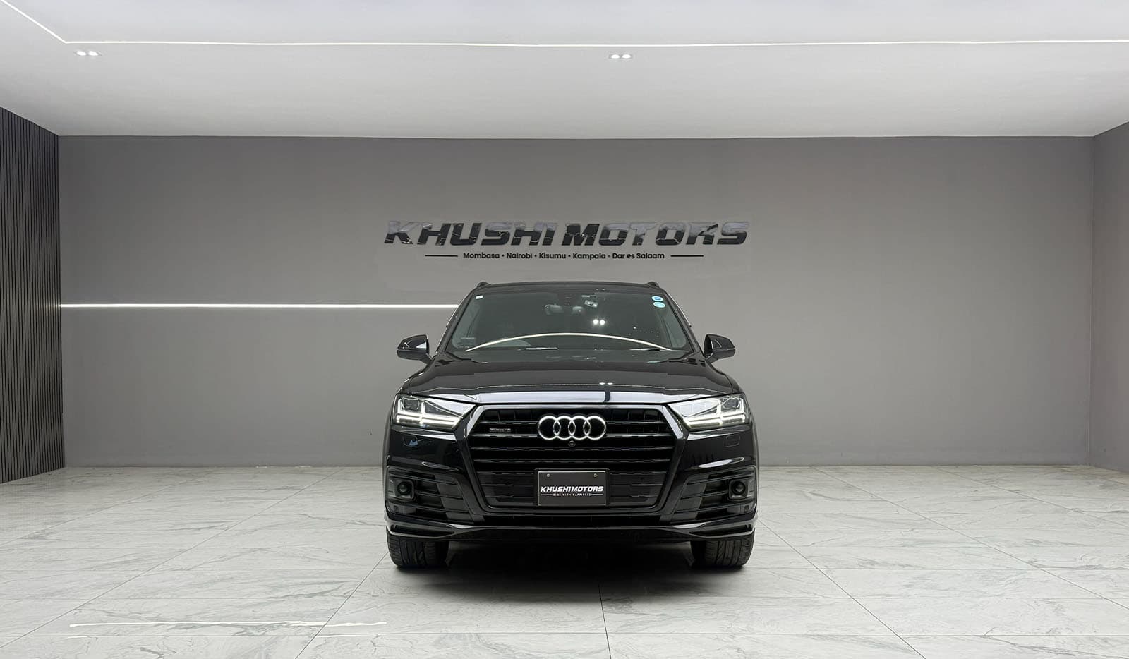 2019 Audi Q7 BLACK STYLING image-2
