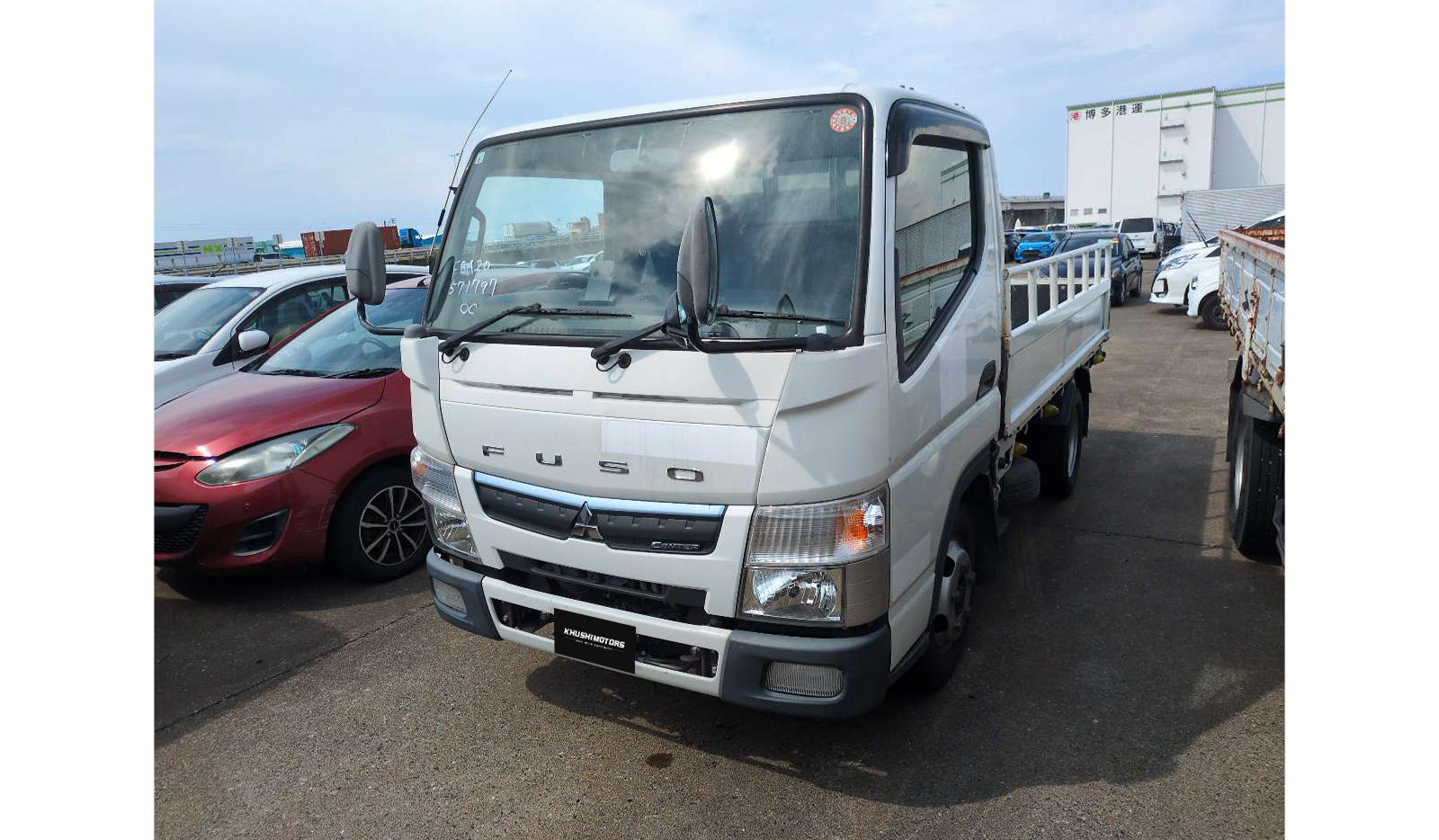 2019 Mitsubishi Canter image-2