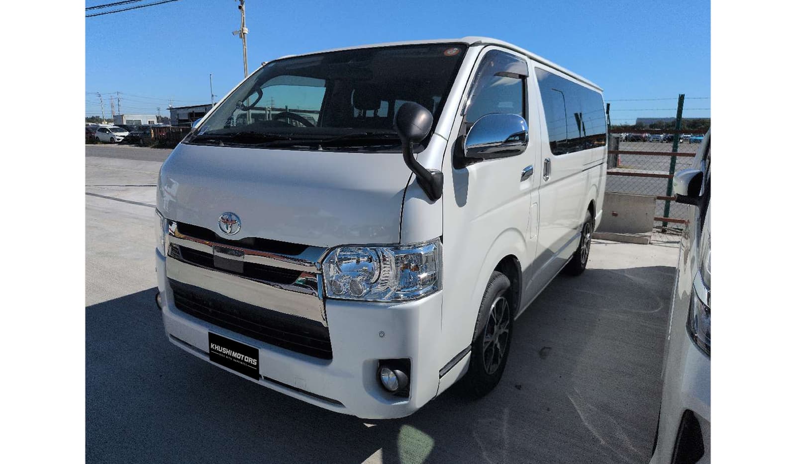 2019 Toyota Hiace Van image-2