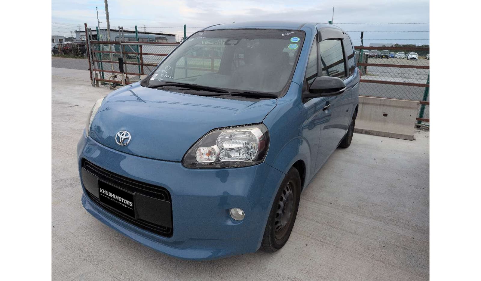 2019 Toyota Porte image-2