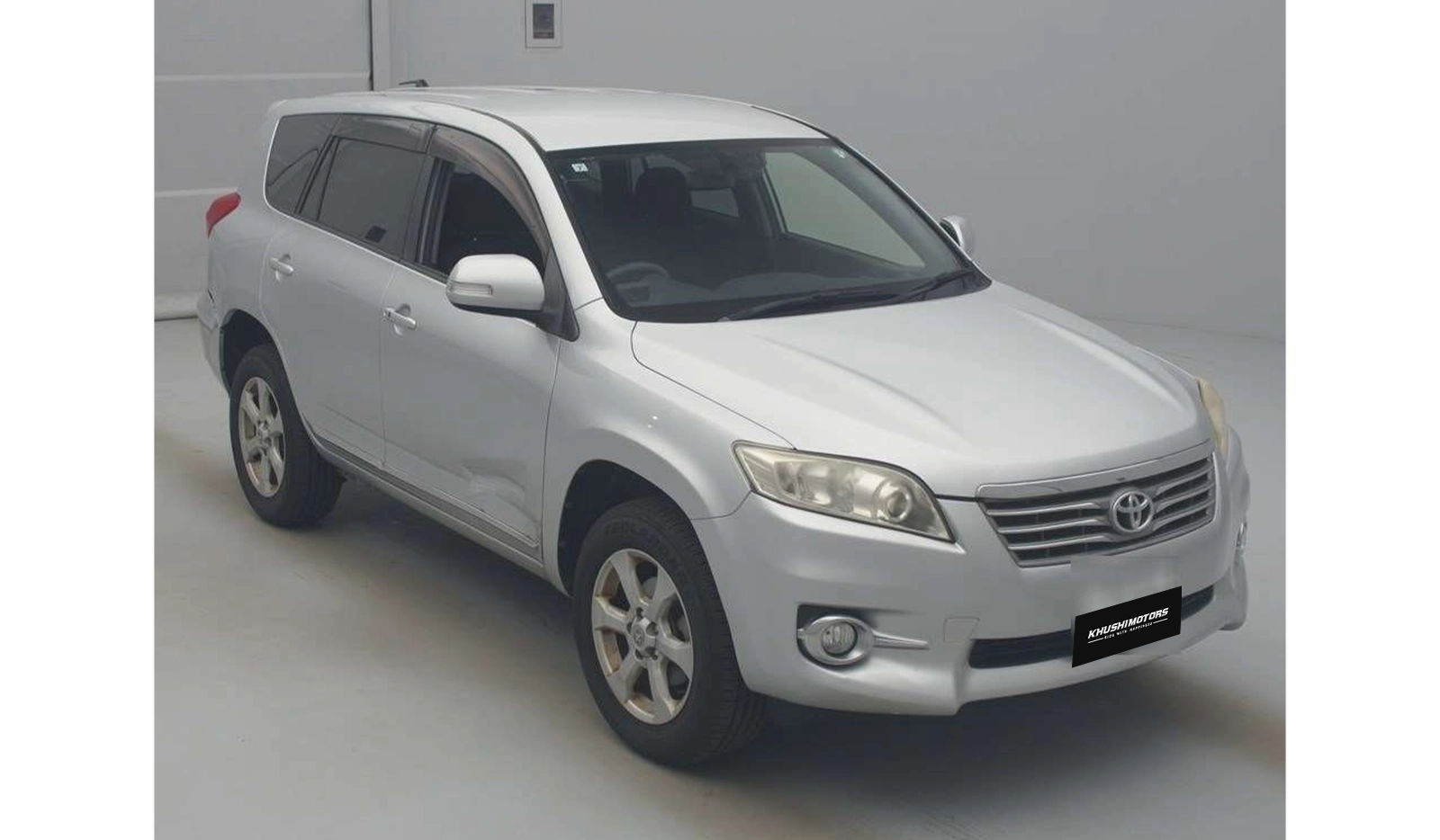2013 Toyota Vanguard 240S image-1