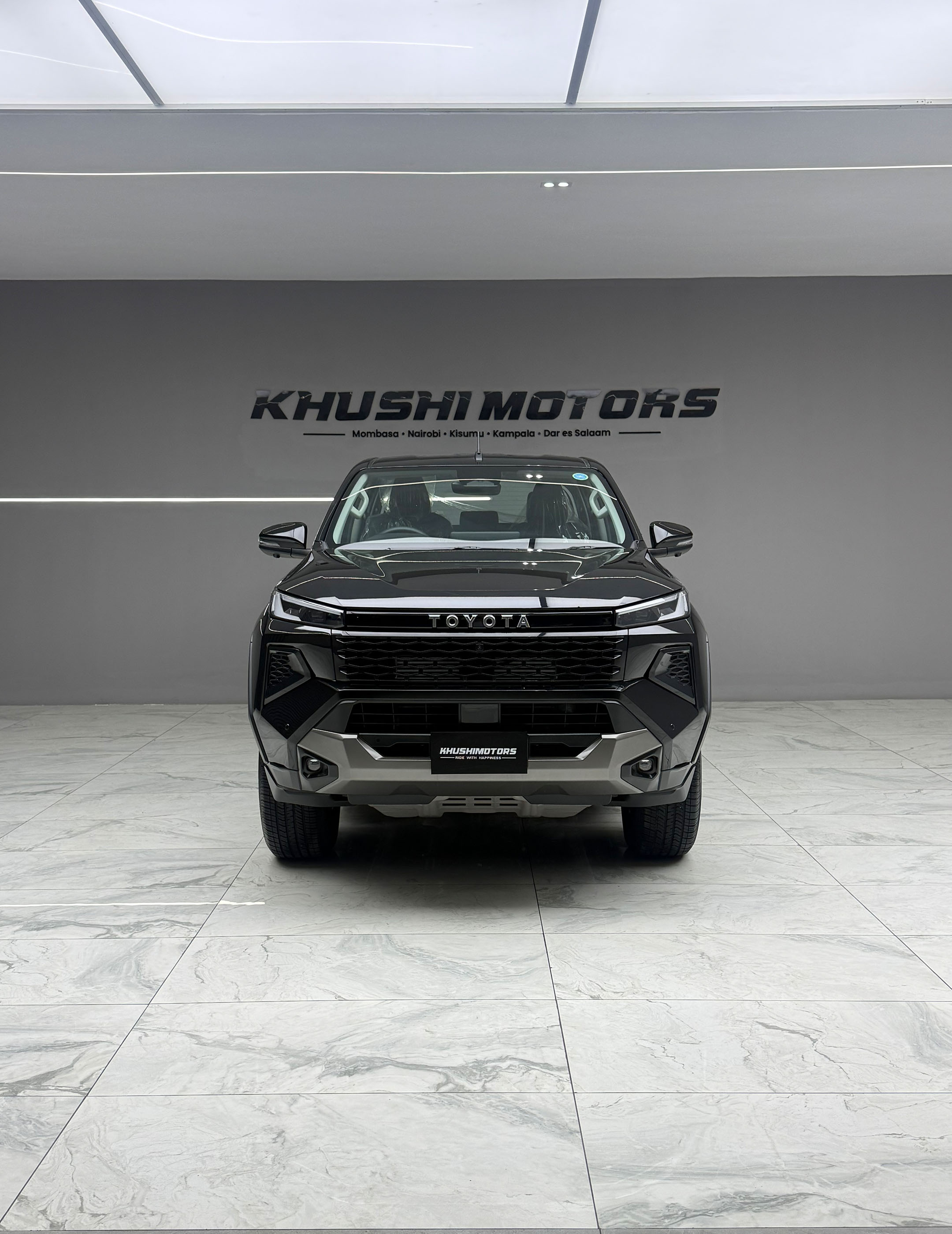 2025 Toyota Hilux image-2