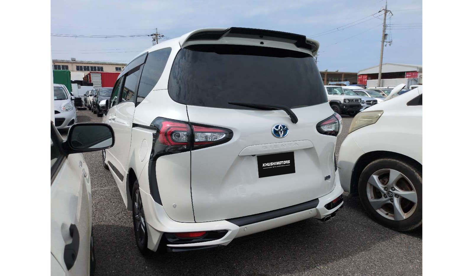 2019 Toyota Sienta image-3