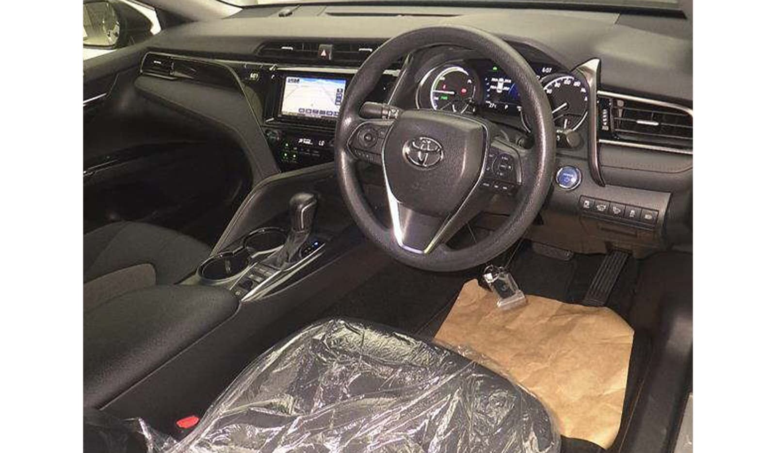2019 Toyota Camry image-3