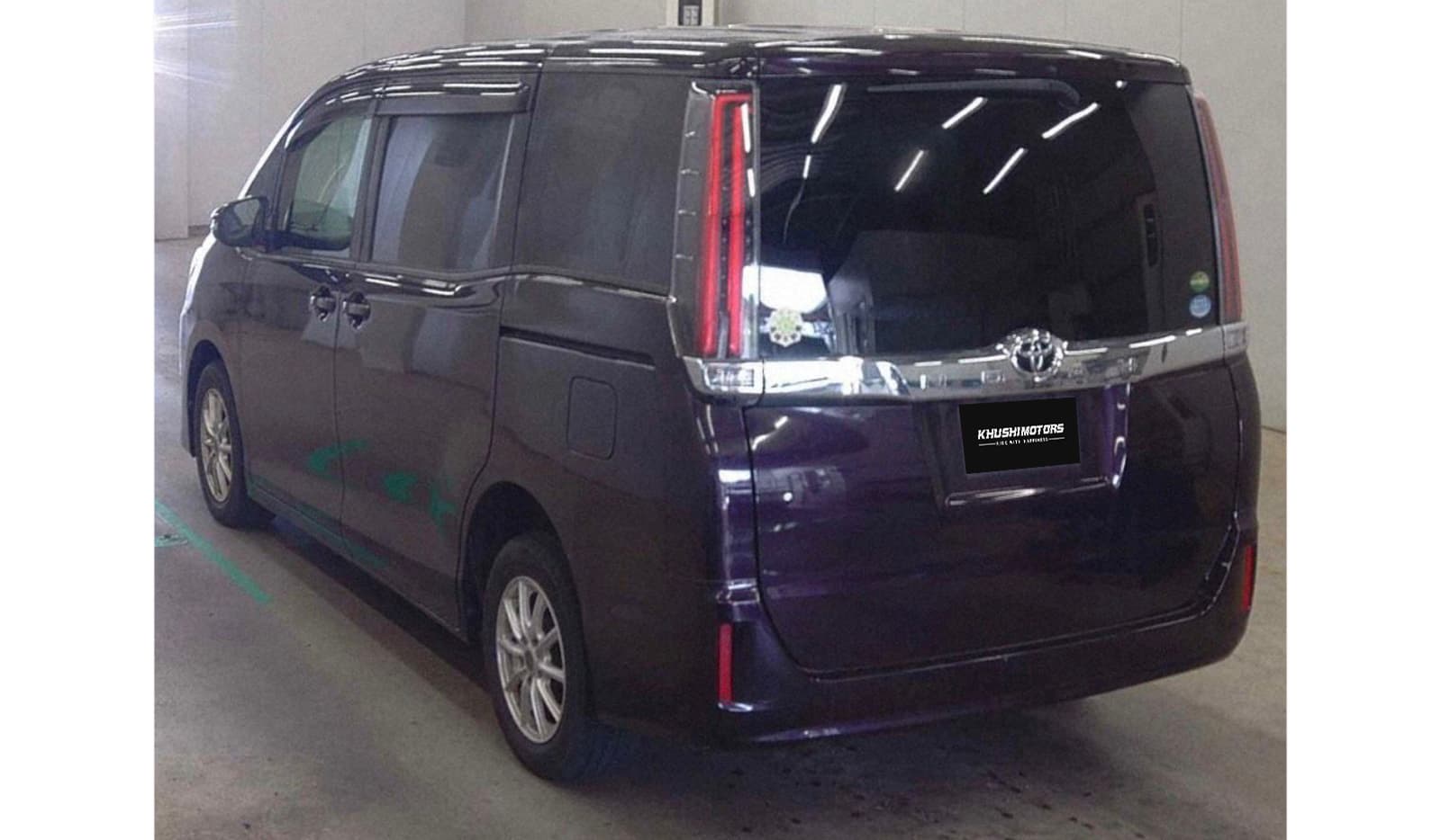 2019 Toyota Noah X image-3