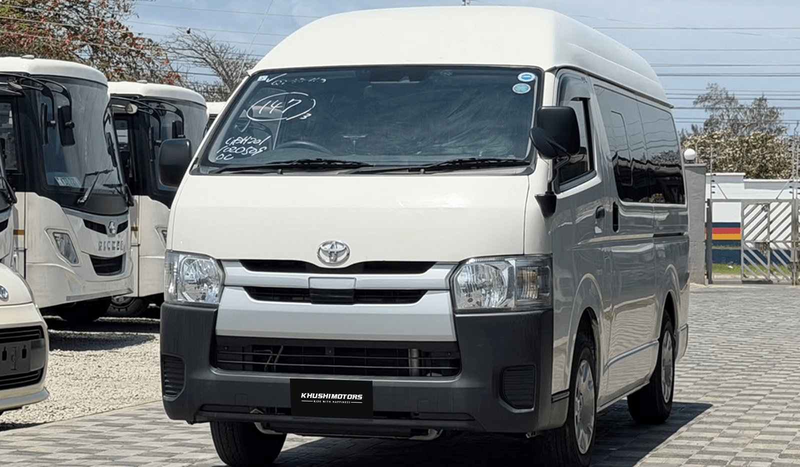 2019 Toyota Hiace DX image-3