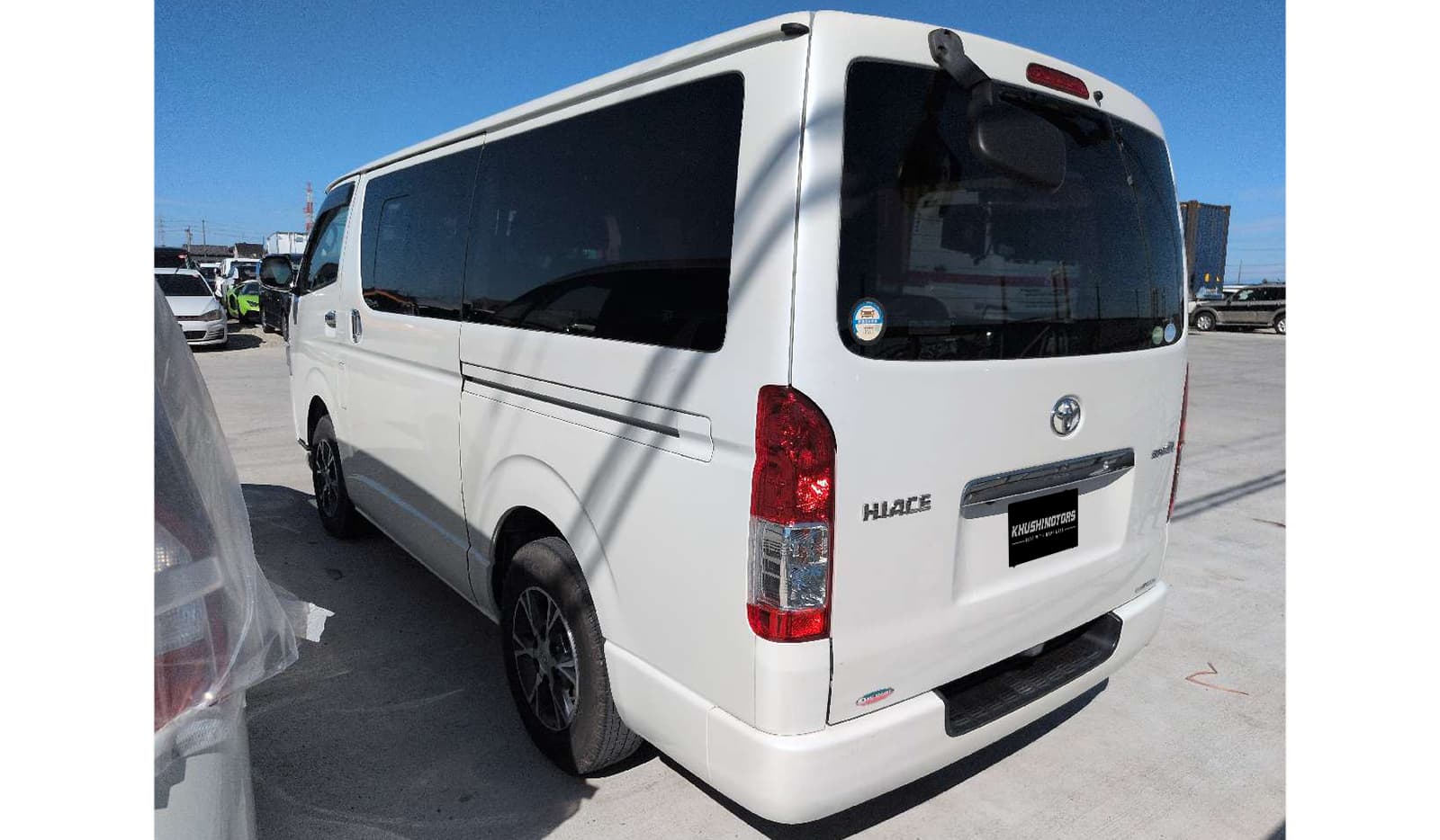 2019 Toyota Hiace Van image-3