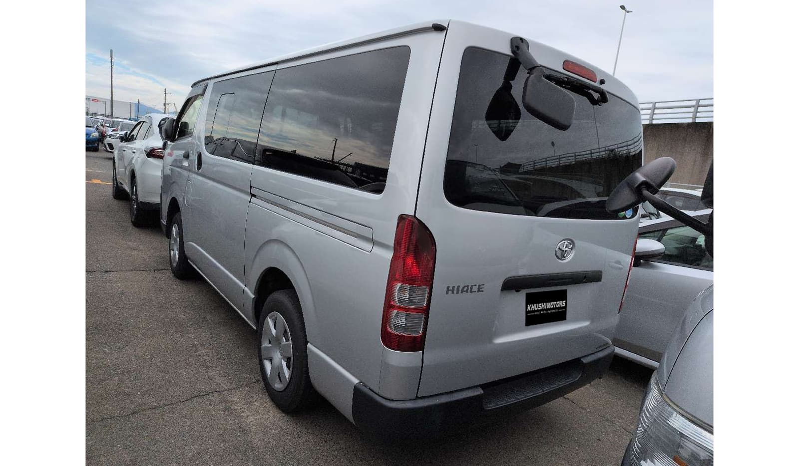 2020 Toyota Hiace Van image-3