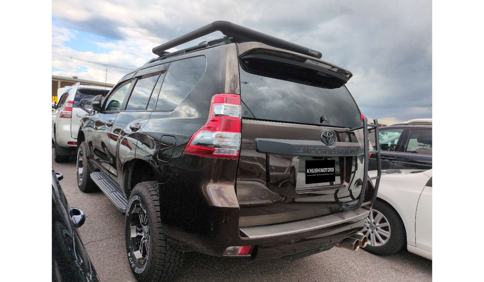 2012 Toyota Land Cruiser image-3