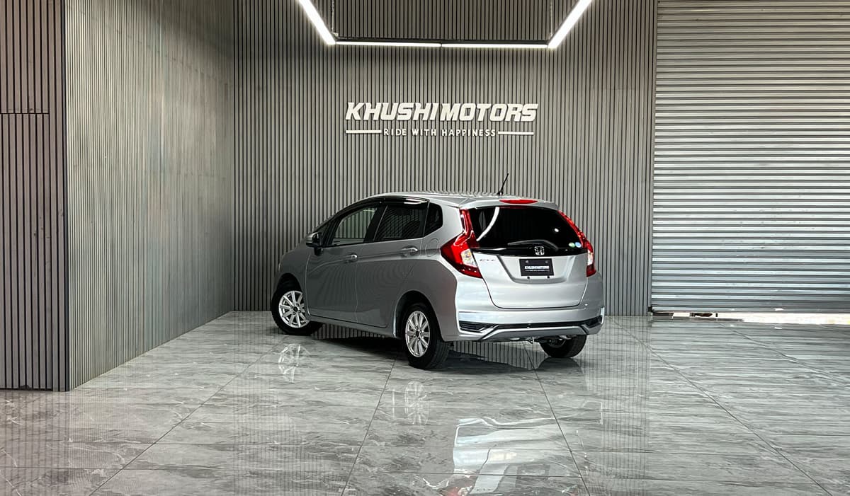 2018 Honda Fit GF image-4