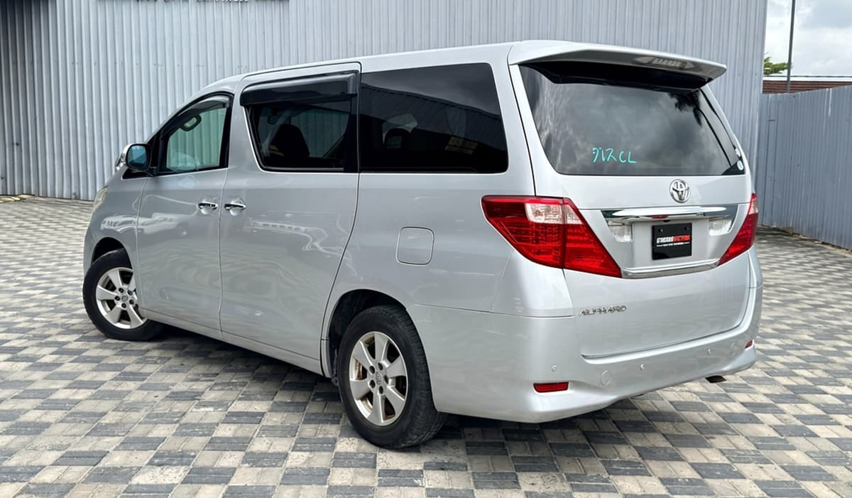 2009 Toyota Alphard X image-4